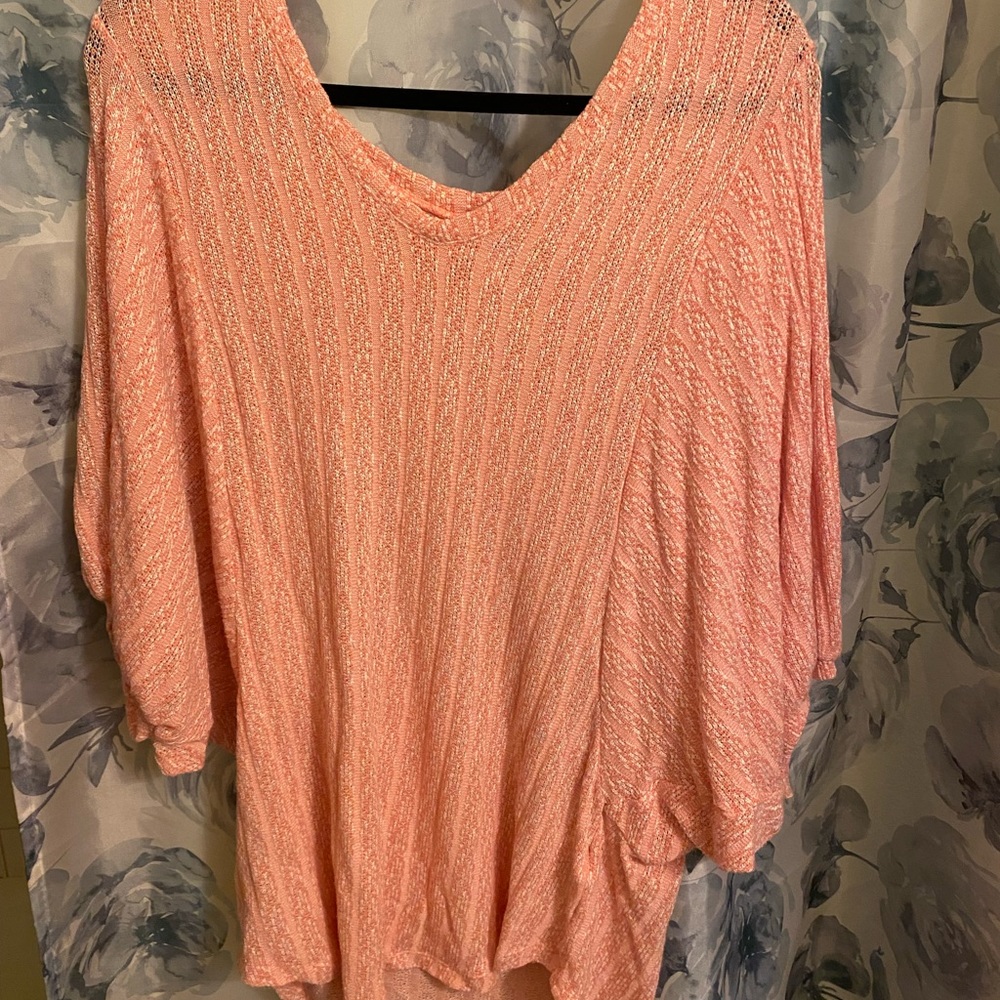 LuLaRoe Renee tunic size medium.